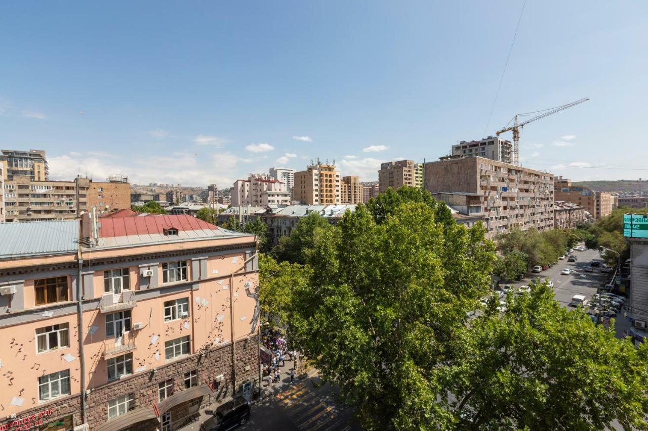 Umba Apartment N3 - Balcony And Mount Ararat View Yerevan Exterior photo